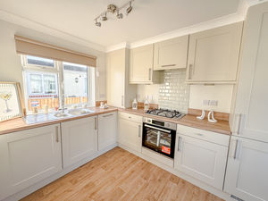 Photo 5- click for photo gallery